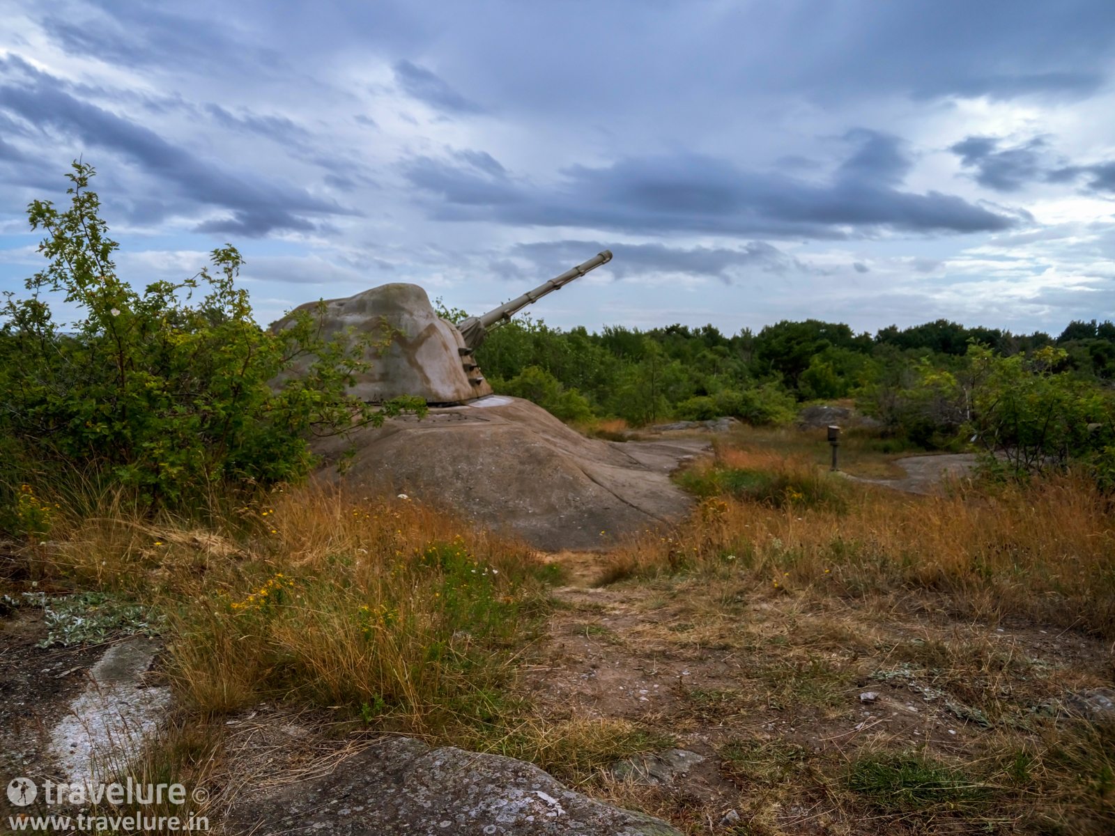 Bofors Gun – The Inside Story Bofors – The Inside Story