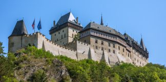 Castles and Châteaux in Czech Republic Castles and Chateaux in Czech Republic is a collaborative post covering 17 heritage gems from Czech Republic. Perhaps, that makes it the most comprehensive post on Castles and Chateaux in Czech Republic. All the contributors were in Czech Republic in July 2018 for TBEX Europe 2018 (Ostrava, Czech Republic). So, the content is literally fresh off the press!