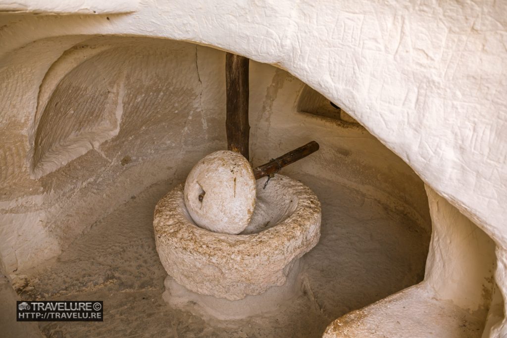 Oil Press Cave - Bet Guvrin-Maresha Caves Israel - Travelure ©
