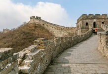The Great Wall of China Imposing watchtowers dot the wall - Travelure ©