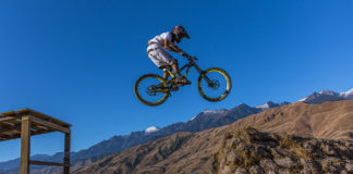 Shooting Split Second Action – Bicyclist at Mechuka Shooting Split Second Action - Bicyclist at Mechuka - Travelure ©