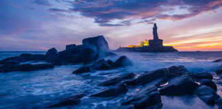 Shooting Flowing Water – At Dawn, Dusk, and Day Thiruvalluvar Statue, Kanyakumari - Shooting Flowing Water - At Dawn, Dusk, and Day - Travelure ©