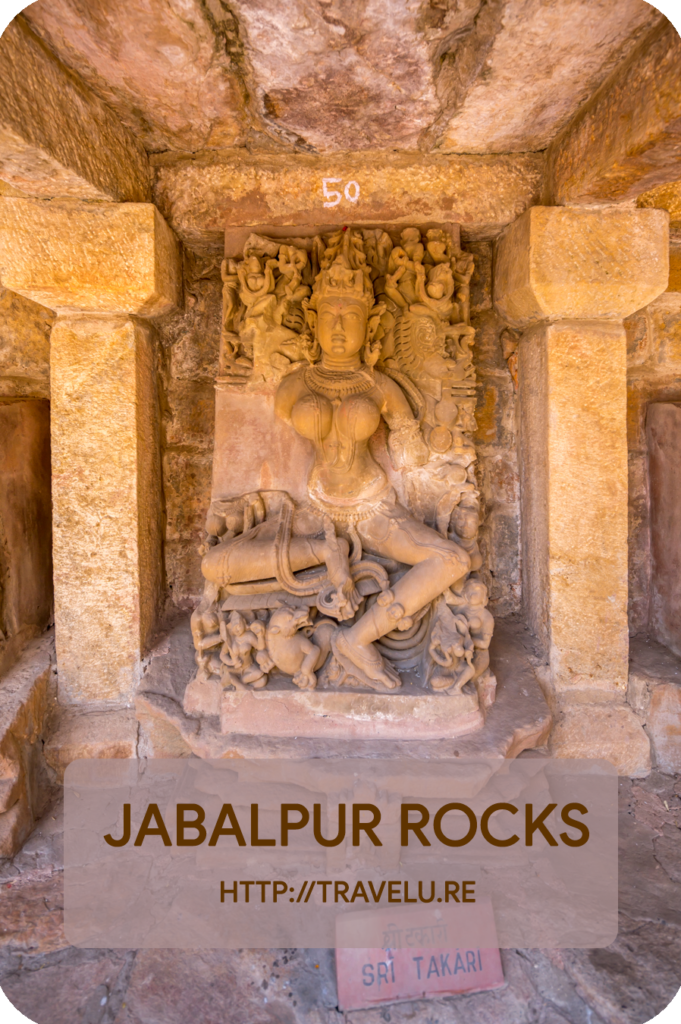 This post is about rocks in Jabalpur. Rock structures, both natural and man-made. Sporting a rocky terrain by the banks of River Narmada, the attractions around Jabalpur have an obvious linkage with rocks. - Jabalpur Rocks - Travelure ©
