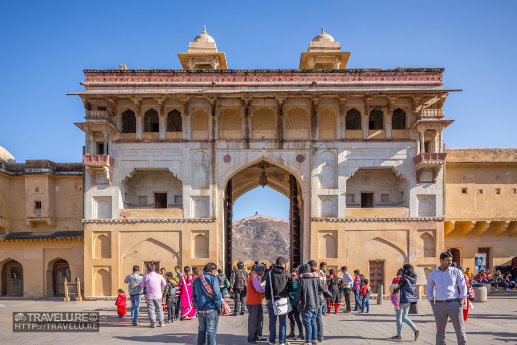 Suraj Pol, the main entrance to Amber (Amer) Fort - Travelure ©