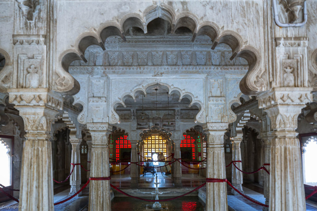 Marble arches and large spaces within - Travelure ©