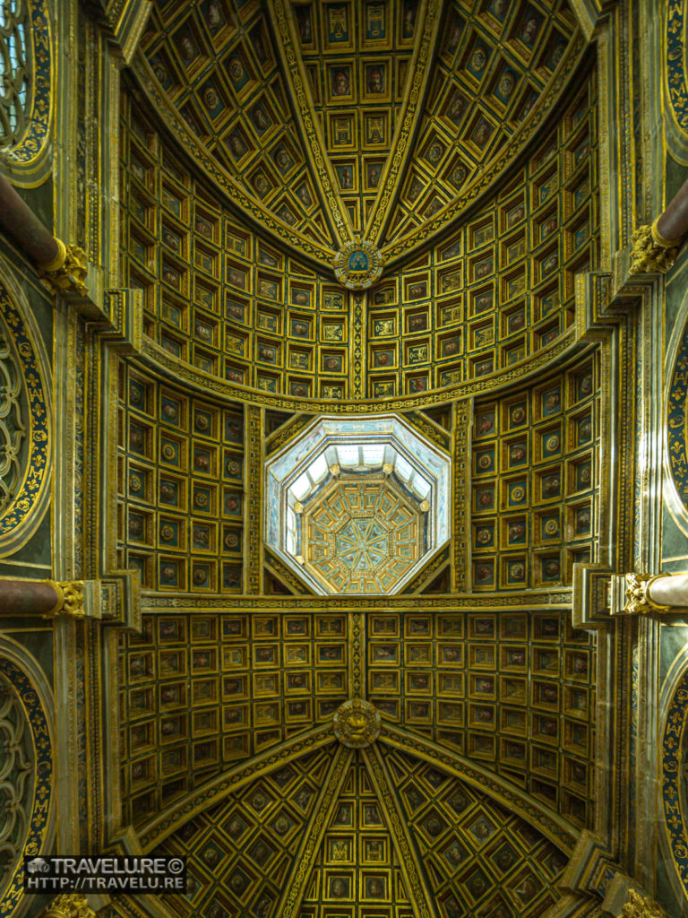 Ceiling of the Grand Salon - Travelure ©