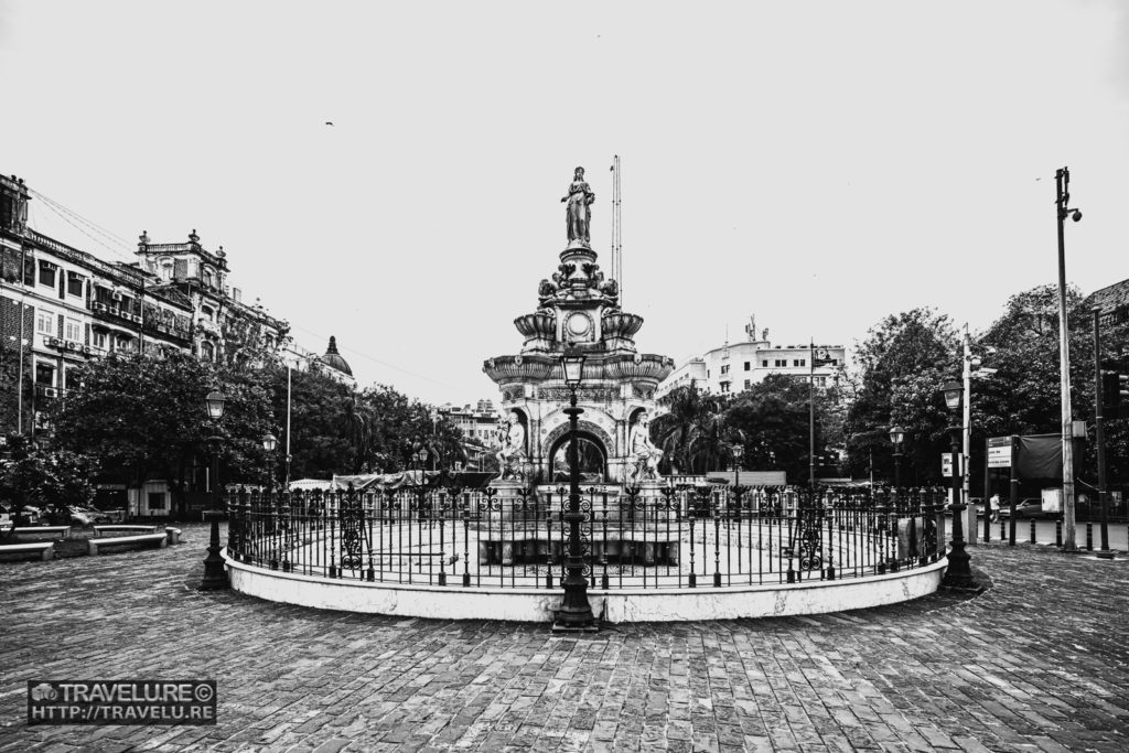 Completed in 1864, Flora Fountain at Hutatma Chowk costed £9,000 (Today’s value: £115 Mn) in those days. It is located at the exact spot where the Church Gate to the fort was. One of the busiest crossings in Mumbai, with its plaza milling with pedestrians usually, the lockdown gave the breathing space this elegant structure deserves.