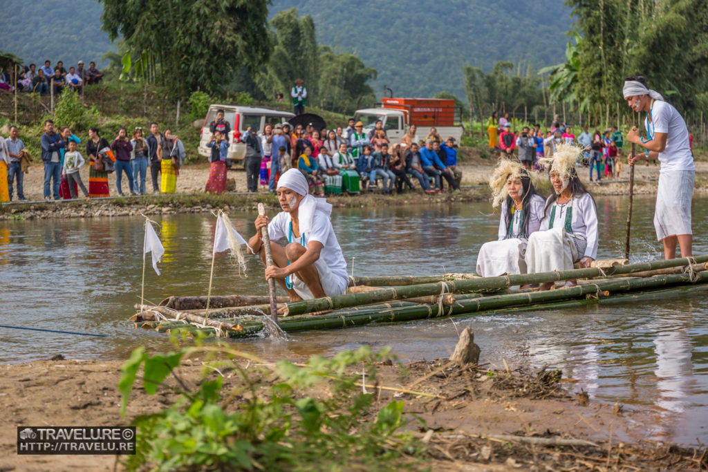 Showcasing Mopin, the harvest festival held on 5th April every year. Mopin, the goddess of fertility and prosperity, is being brought in - Travelure ©