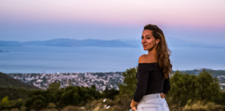 Travel Shaper Joanna Kalafatis, Los Angeles – LoseTheMap I think connecting with people in local bars and cafes, hearing their perspectives, is one of my favourite things. - Travel Shaper Joanna Kalafatis, Los Angeles - LoseTheMap - Travelure ©