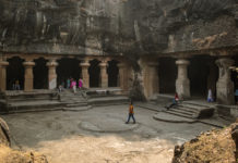 Elephanta Caves – Mumbai’s First UNESCO Site A couple of British archeologists reassembled it in 1914, and now the grand pachyderm sits at Bhau Daji Lad Museum in Byculla, with its more famous neighbour, the Jijamata Udyan or the Byculla Zoo. - Elephanta Caves - Mumbai’s First UNESCO Site - Travelure ©