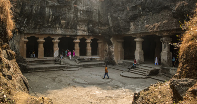 A couple of British archeologists reassembled it in 1914, and now the grand pachyderm sits at Bhau Daji Lad Museum in Byculla, with its more famous neighbour, the Jijamata Udyan or the Byculla Zoo. - Elephanta Caves - Mumbai’s First UNESCO Site - Travelure ©