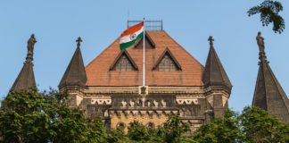 Victorian Gothic and Art Deco Ensembles of Mumbai The Victorian Neo-gothic style, and the adapted Art déco idiom acted as a foil to each other, not letting any style overpower the other. - Victorian Gothic and Art Deco Ensembles of Mumbai - Travelure ©