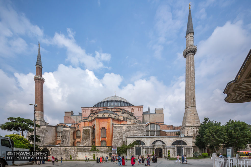 Hagia Sophia contributes to Istanbul's distinctive skyline - Travelure ©