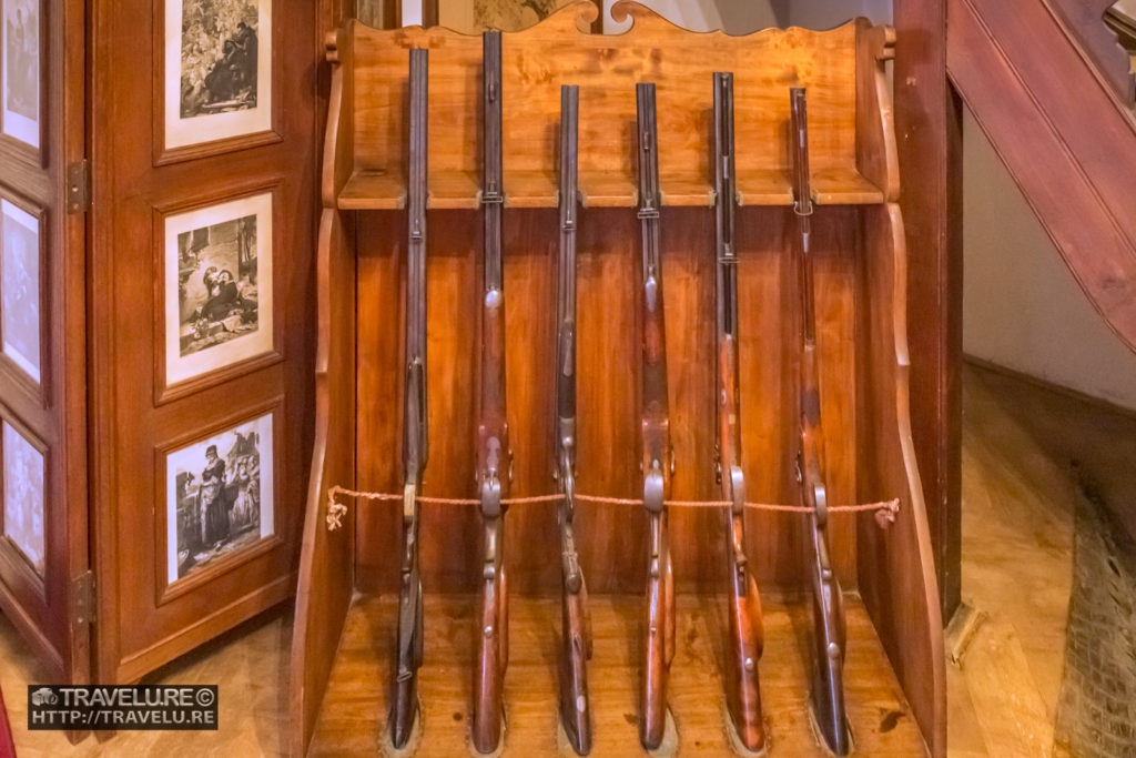 The castle's collection of hunting rifles - Travelure ©