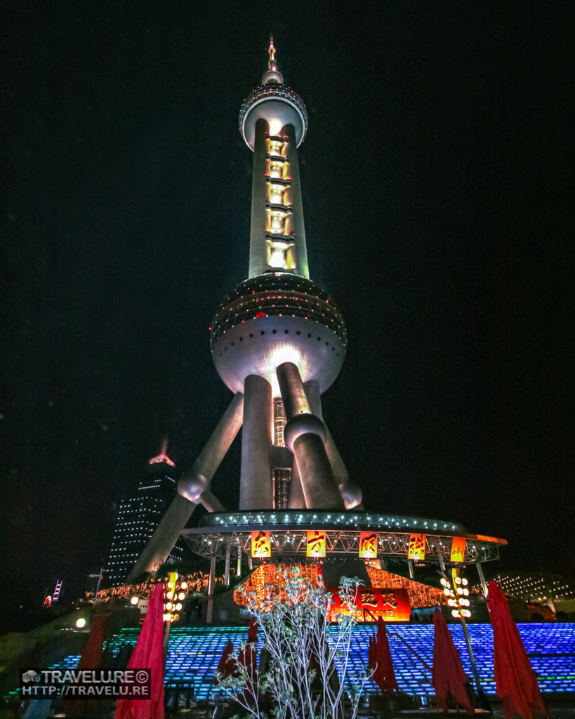 The Oriental Pearl Tower in the night - Travelure ©