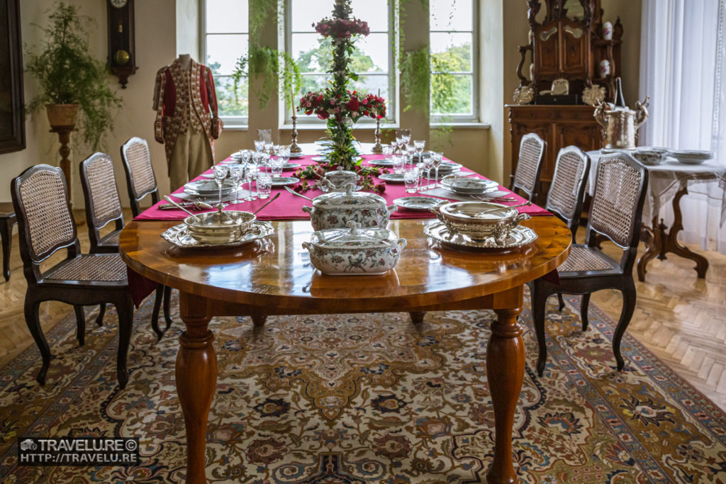 A formal dining set up in Radun Chateau - Travelure ©