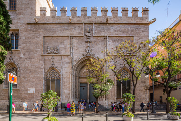It was a simple reminder for the traders to be good christian and trade with honesty, so they remain prosperous. - Silk Exchange, Valencia - Medieval Hub of Power and Wealth - Travelure ©