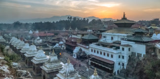Pashupatinath Temple Kathmandu – The Place to Die Every year, hundreds of Hindus land here in search of death in the belief that if a person dies here, he’ll be reborn as a human. - Pashupatinath Temple Kathmandu - The Place to Die - Travelure ©