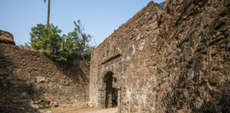 Revdanda Fort and the Rise of Shivaji Shahaji’s son (Shivaji) took possession of the Chaul (Revdanda) fort and founded the Maratha navy here. - Revdanda Fort and the Rise of Shivaji - Travelure ©