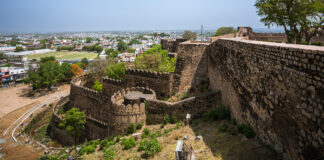Jhansi Fort and the Folklore of the Jumping Point She had escaped the British forces by jumping off the fort wall on a horseback. - Jhansi Fort and the Folklore of the Jumping Point - Travelure ©