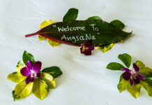 Angsana Laguna Phuket – A Floating Necklace Floral welcome by Angsana Laguna Phuket - Travelure ©